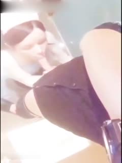 16分钟手交保养鸡巴打上精油摩擦