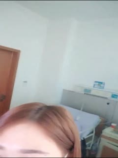 498 59:54HD主题酒店 大哥带媳妇开房 媳妇还在睡觉就忍不住弄醒起来干炮 媳妇儿还没尽兴就完事儿了 人菜瘾大 (1)