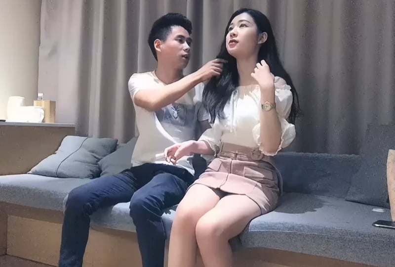 693 6:53HD杭州超高颜值巨乳健身模特【巨樱】888门槛福利，顶级大白兔裸舞自慰啪啪，金主的小母狗 (2)