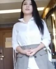 减肥带货女主播早年卖淫往事被扒，看她从床伴变网红的激情秘密！