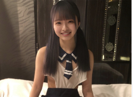 【邋遢大叔与女儿的故事】强奸内射女儿后续！女儿回学校了，但有了隔阂不理我了！终于用一部二手苹果手机哄好了！