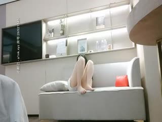 [亞洲無碼] 【免费福利】杏吧爱坤约操一米七大长腿白虎妹子，学音乐的妹子口活不错，操累了后给她口爆了 [49:50]