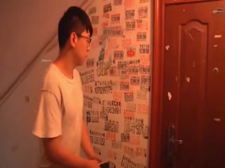 淫蕩白晢騷妹被洋腸操到連續高潮三次