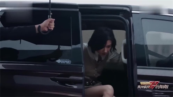 [有碼] [MP4 1.54G] [中文字幕] MIDA183 幫被騙的大叔代行復仇強暴。對狡猾女大學生侵犯強姦！ 野宮杏